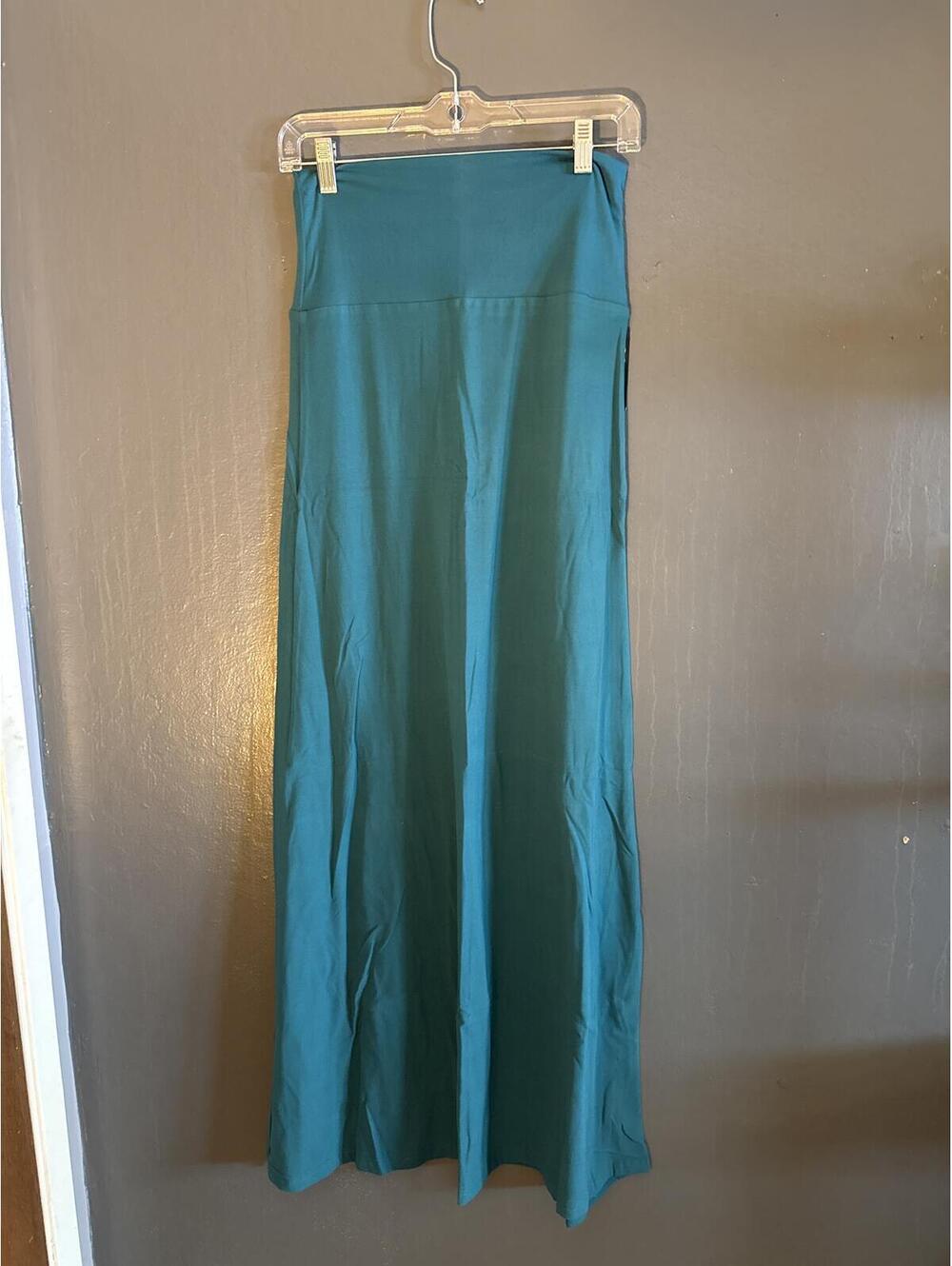EEVEE Women's Teal Maxi Skirt - New with Tags